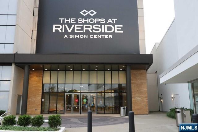 764 New Bridge Road, Unit 2L Teaneck, NJ 07666 - Photo 1 of 1 a view of entryway front of house