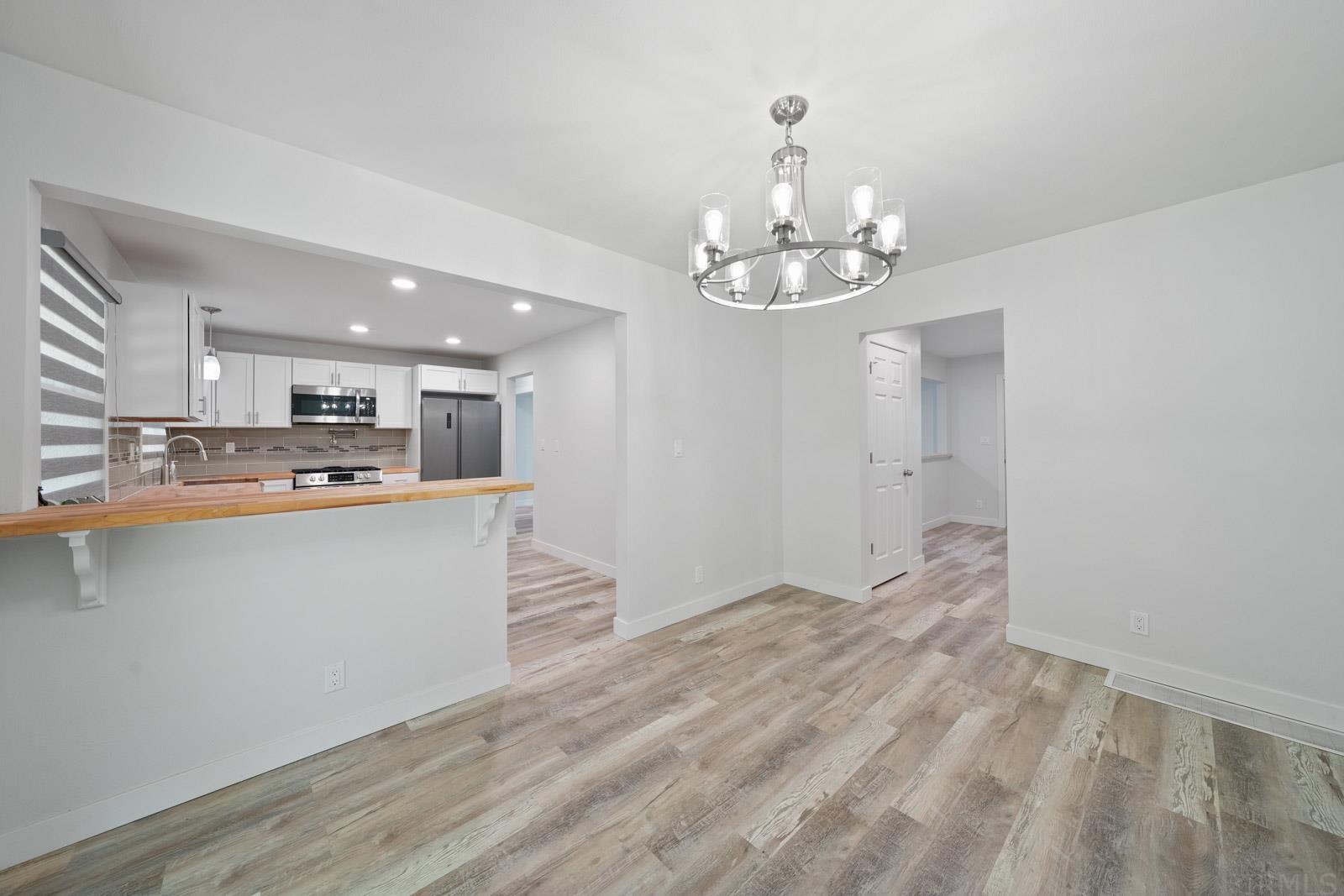 11481 Edison Road Osceola, IN 46561 - Photo 6 of 32 Gallery Image 6
