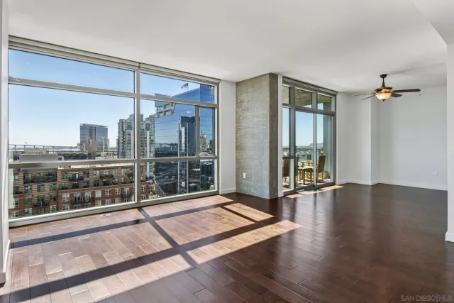 $809,900 | 800 The Mark Lane, Unit 1606, San Diego, CA 92101