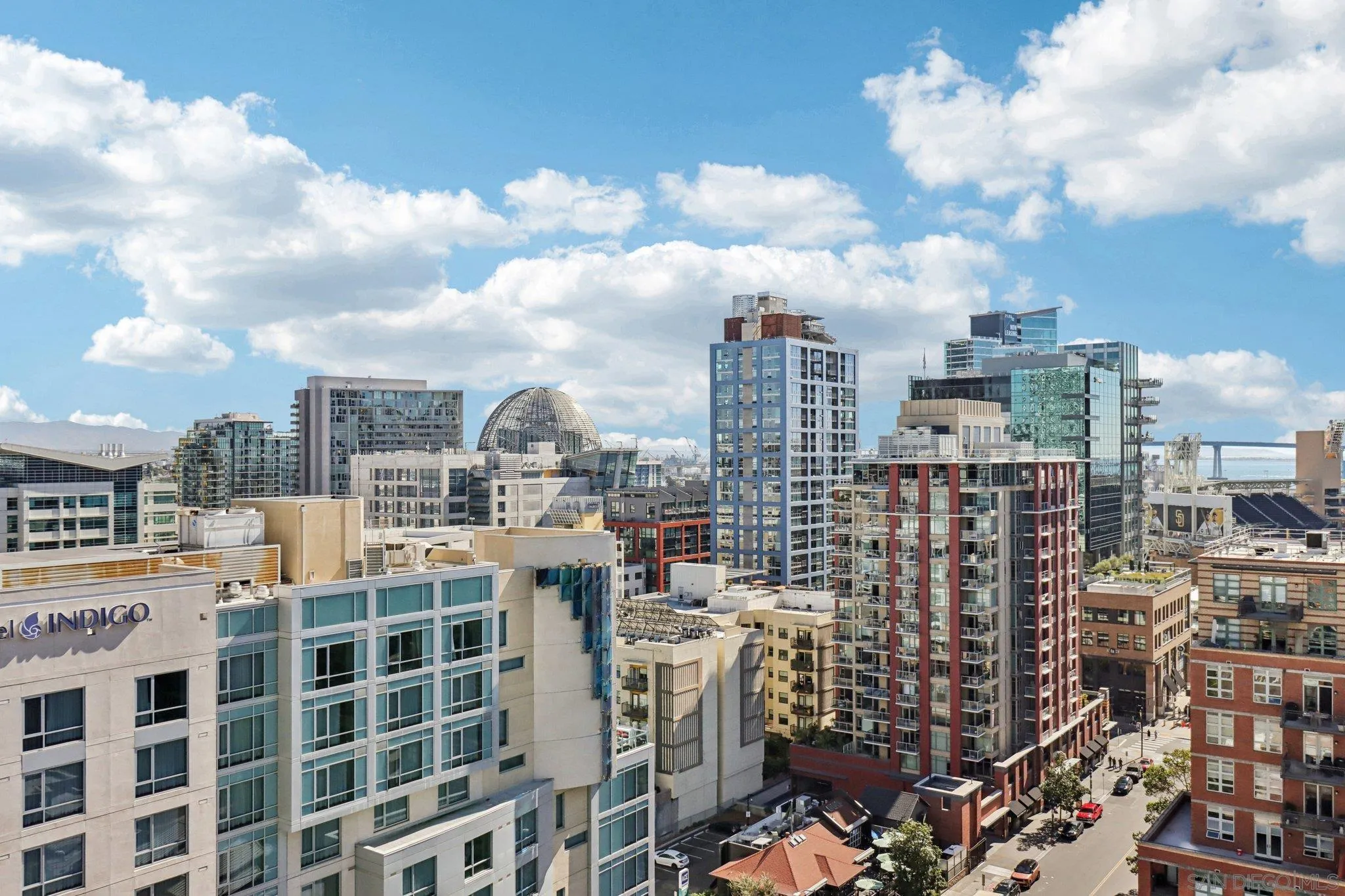 800 The Mark Lane, Unit 1606 San Diego, CA 92101 - Photo 5 of 50 a picture of city view