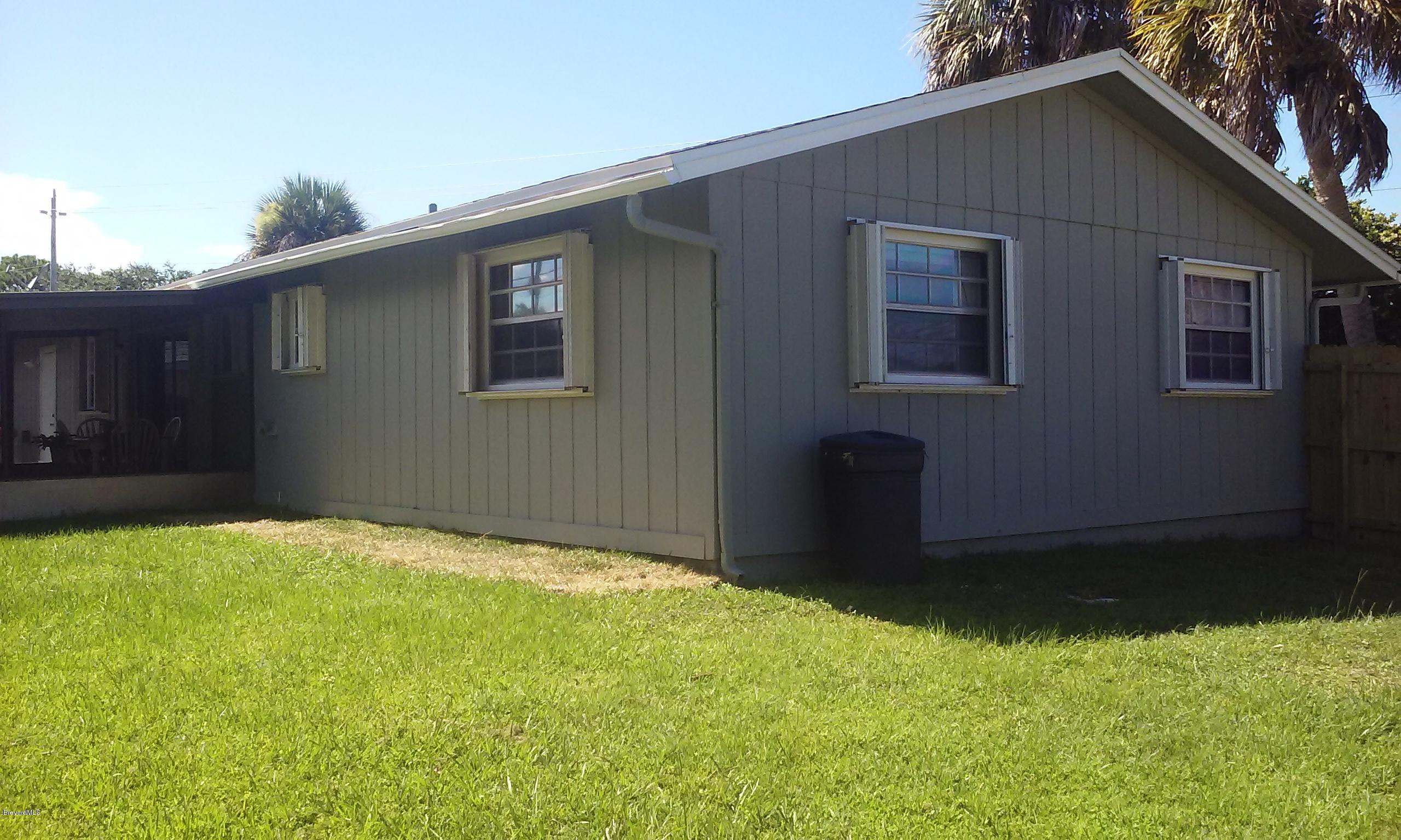 1294 Ne Port Palm Bay, FL 32905 - Photo 26 of 26 BACKYARD 4