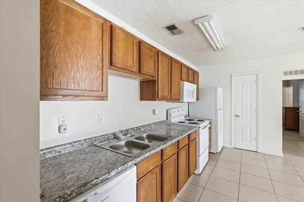 $115,000 | 3000 South Adams Street, Unit 1118, Tallahassee, FL 32301