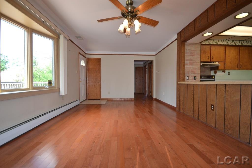 38828 Wade Road Romulus, MI 48174 - Photo 2 of 29