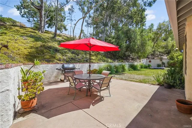 $1,759,999 | 22755 Dale Court, Chatsworth, CA 91311