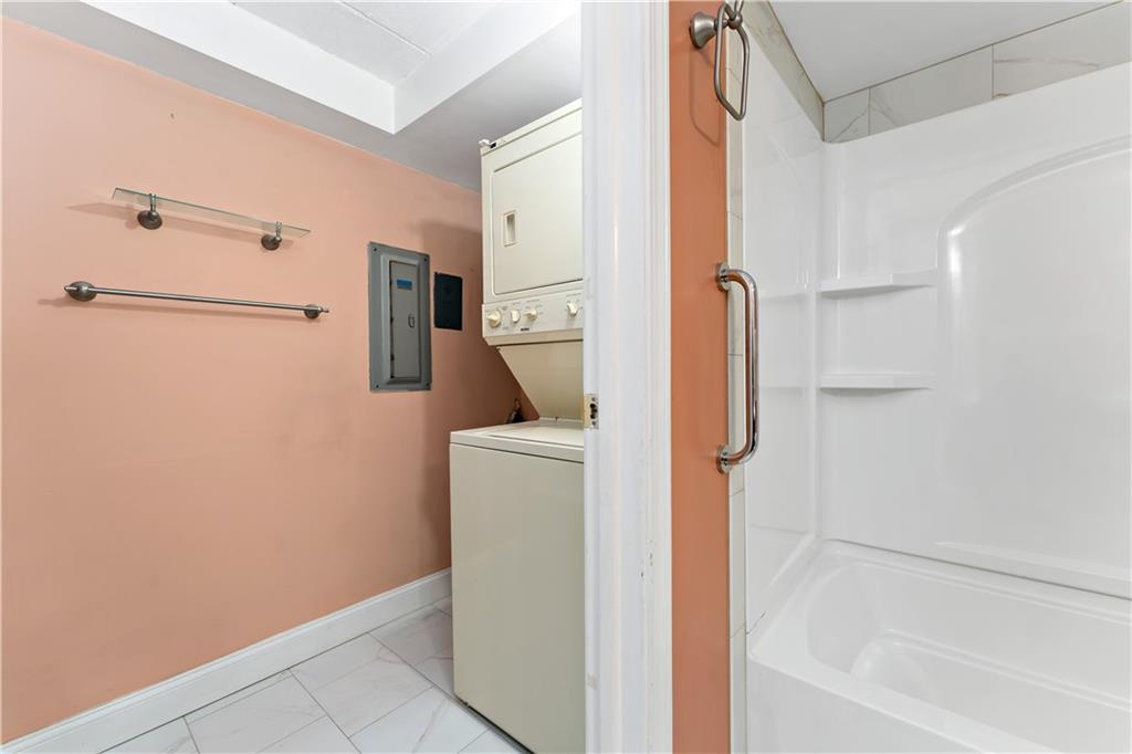 327 Ridge Point Circle, Unit 11A Bridgeville, PA 15017 - Photo 20 of 43 Gallery Image 20