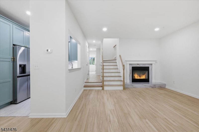 13 Encampment Drive Bedminster, NJ 07921 - Photo 3 of 25