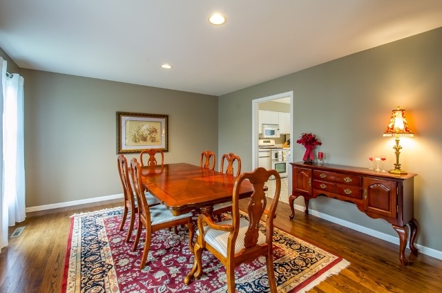 2811 Turnberry Road St. Charles, IL 60174 - Photo 14 of 24