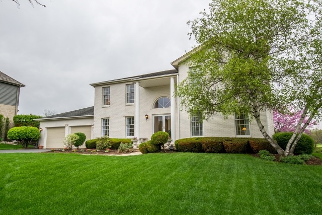 2811 Turnberry Road St. Charles, IL 60174 - Photo 2 of 24