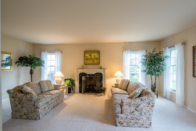 2811 Turnberry Road St. Charles, IL 60174 - Photo 6 of 24