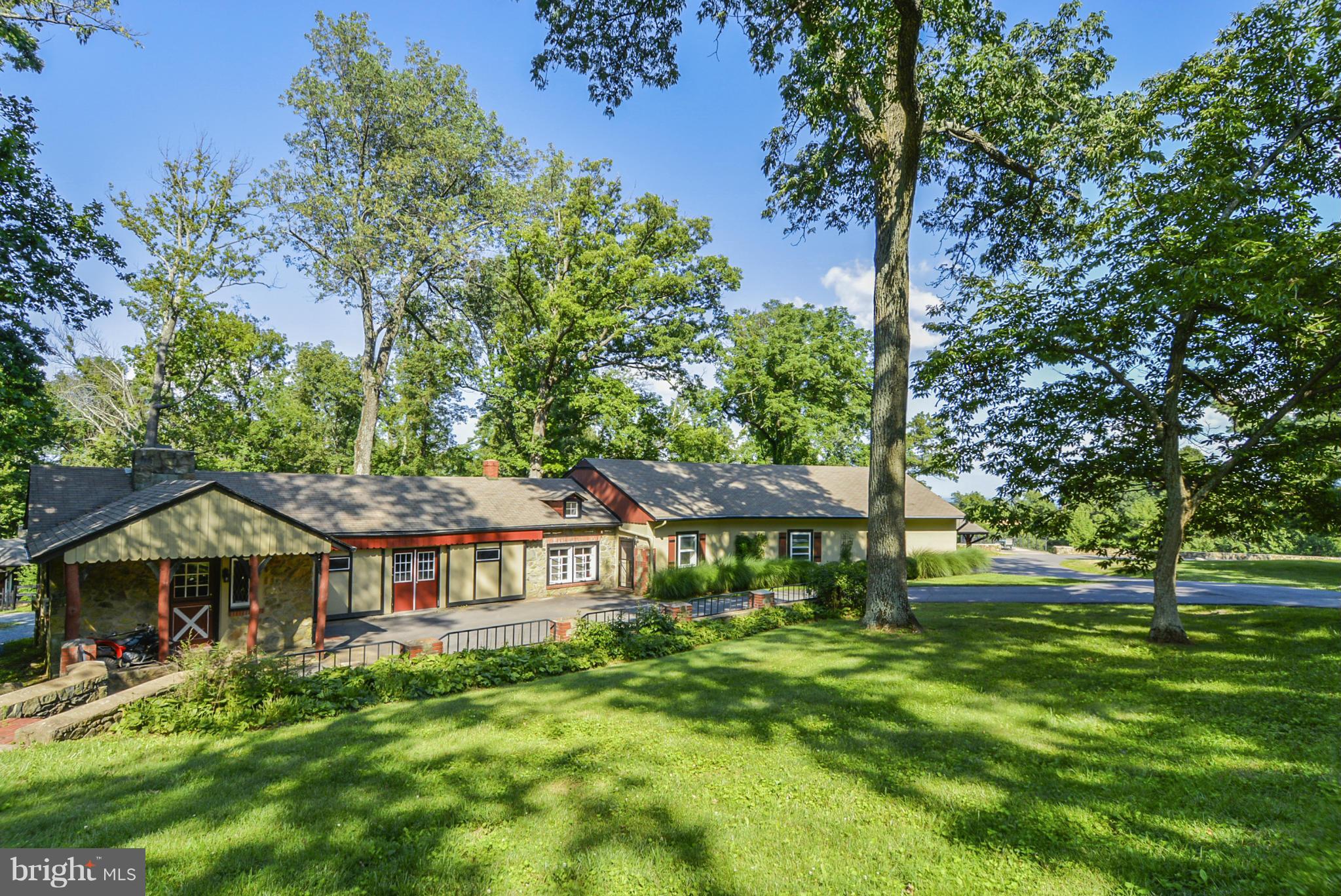 18294 Blue Ridge Mountain Road Bluemont, VA 20135 - Photo 28 of 30 Exterior (General)