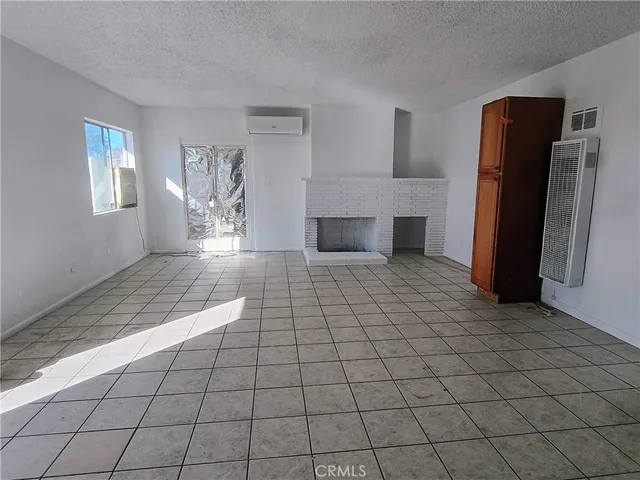 a view of a livingroom with a furniture