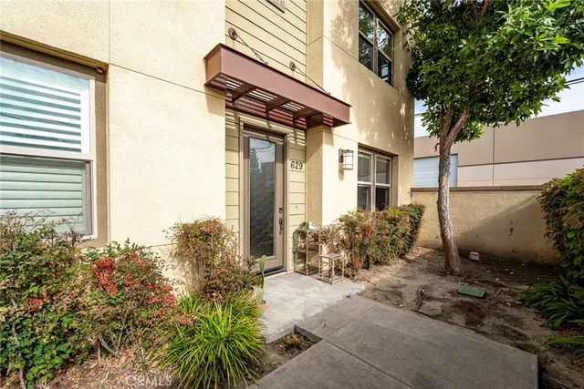 $720,000 | 629 North Garfield Street, Santa Ana, CA 92701