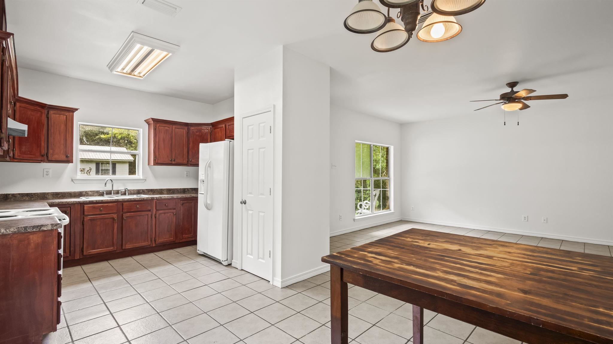 28129 8th Avenue Daphne, AL 36526 - Photo 13 of 38 Kitchen