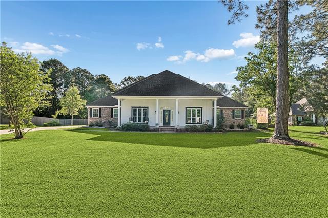 497 Secluded Grove Loop Madisonville, LA 70447 - Photo 2 of 28