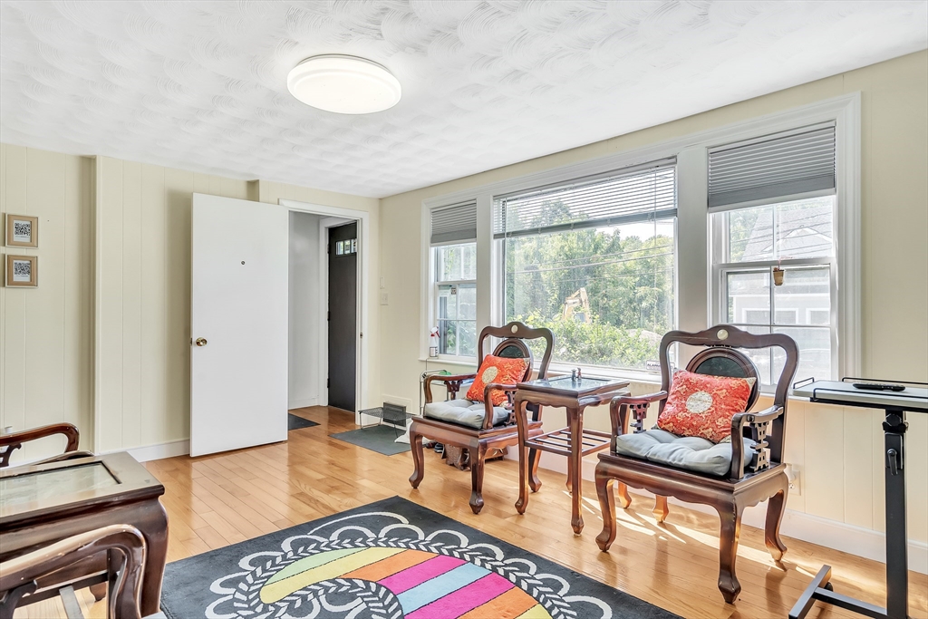 192 Lexington Street Woburn, MA 01801 - Photo 4 of 14