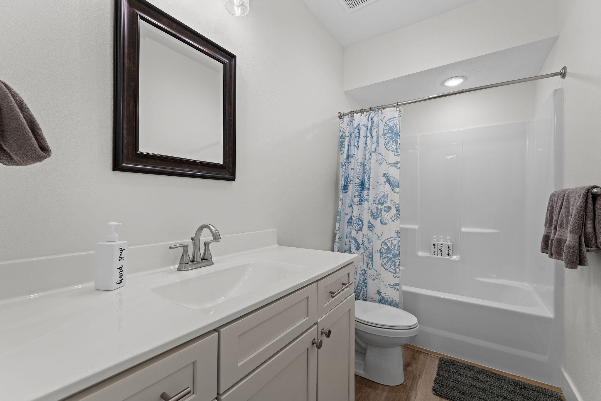 534 Meltons Peninsula Road Cape Fair, MO 65624 - Photo 34 of 45 Bathroom