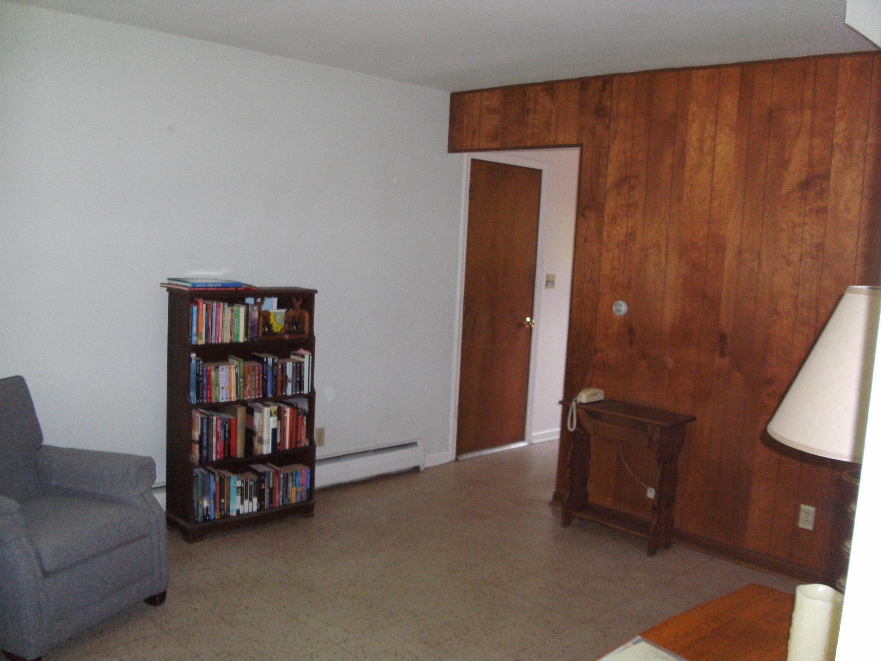 165 South Section Line Road Delaware, OH 43015 - Photo 4 of 26
