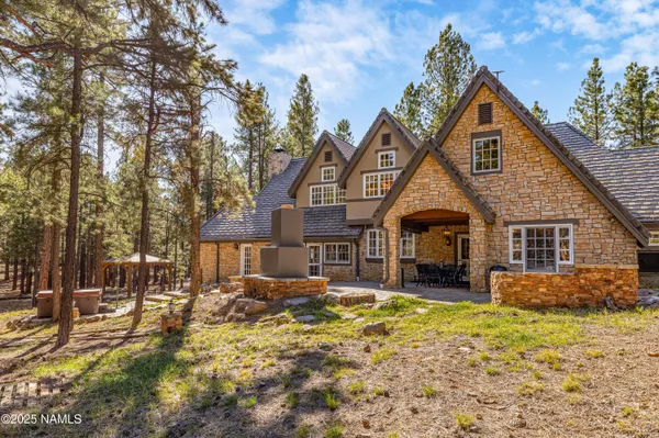 $3,000,000 | 2750 Forest Hills Drive, Flagstaff, AZ 86001