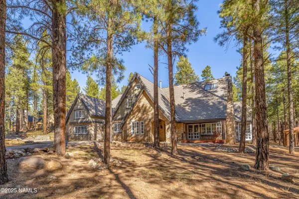 $3,000,000 | 2750 Forest Hills Drive, Flagstaff, AZ 86001