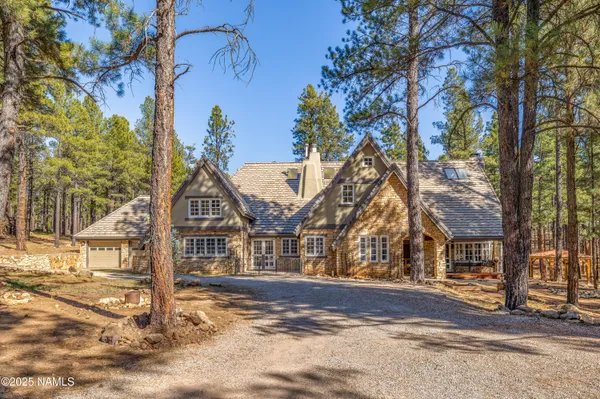$3,000,000 | 2750 Forest Hills Drive, Flagstaff, AZ 86001