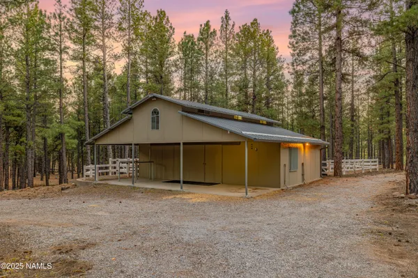$3,000,000 | 2750 Forest Hills Drive, Flagstaff, AZ 86001