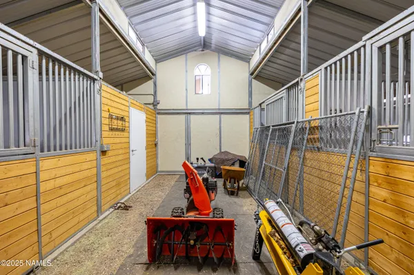 $3,000,000 | 2750 Forest Hills Drive, Flagstaff, AZ 86001