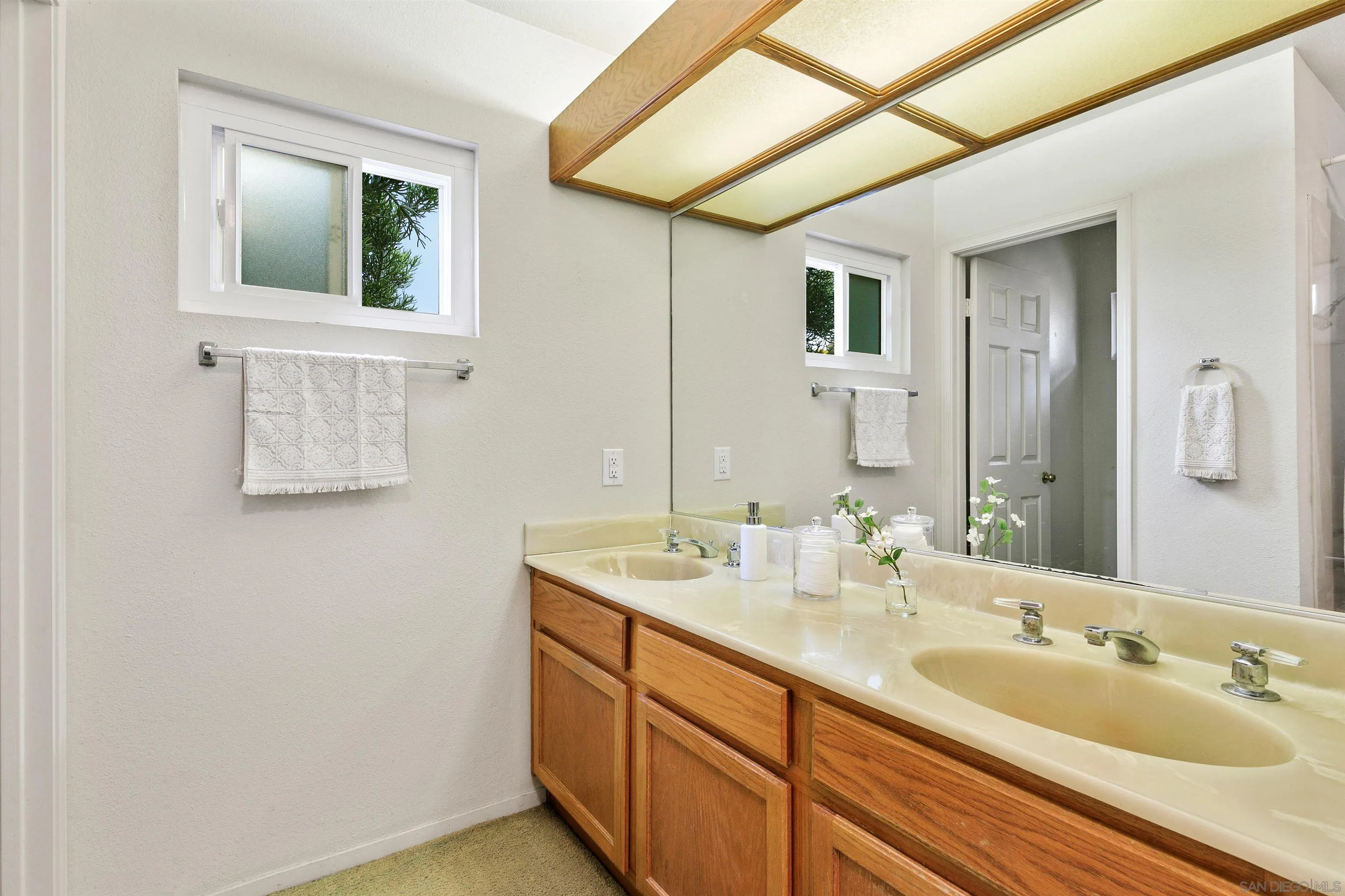 4793 Gateshead Road Carlsbad, CA 92010 - Photo 18 of 34 Gallery Image 18