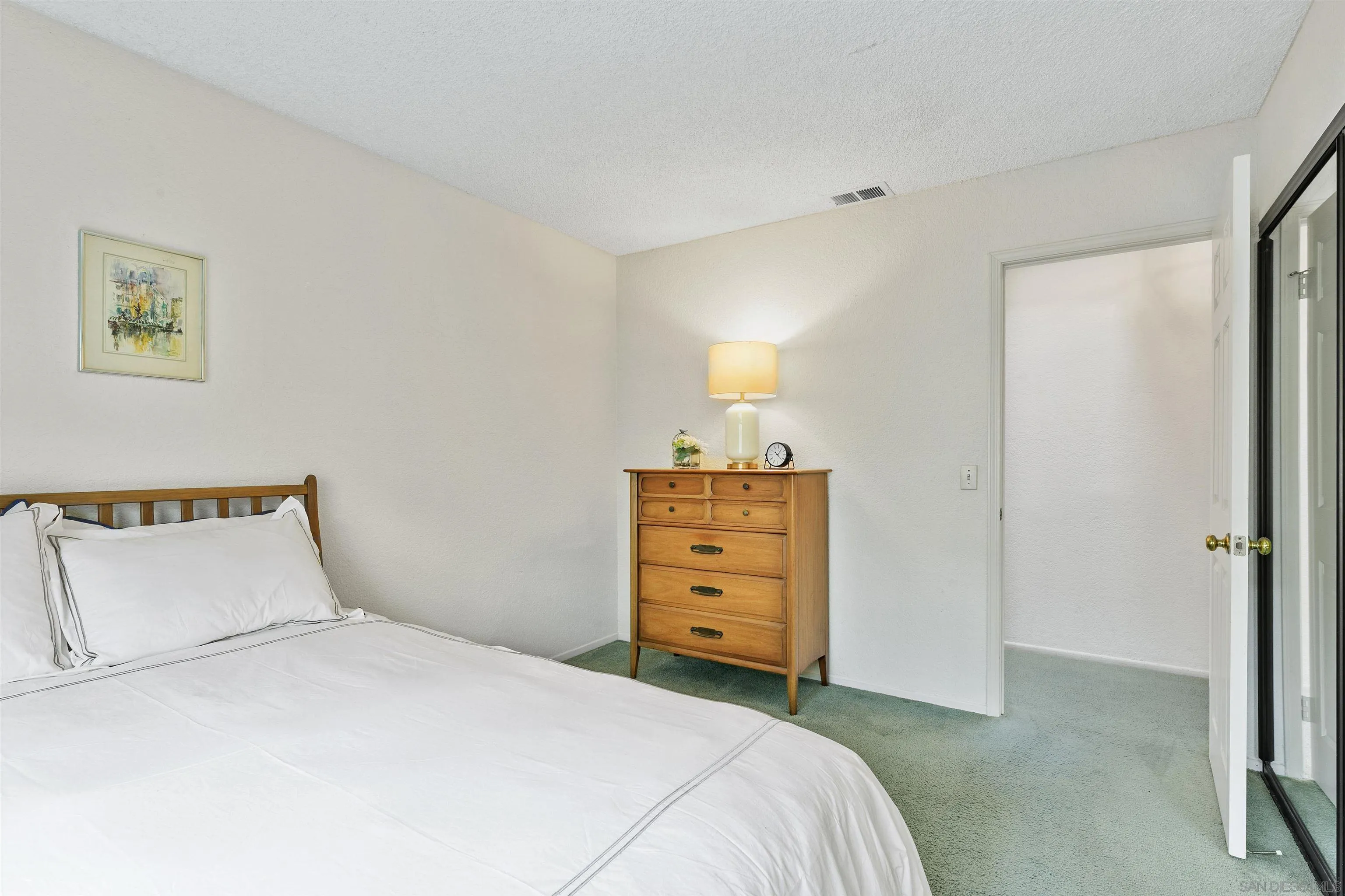 4793 Gateshead Road Carlsbad, CA 92010 - Photo 22 of 34 Gallery Image 22