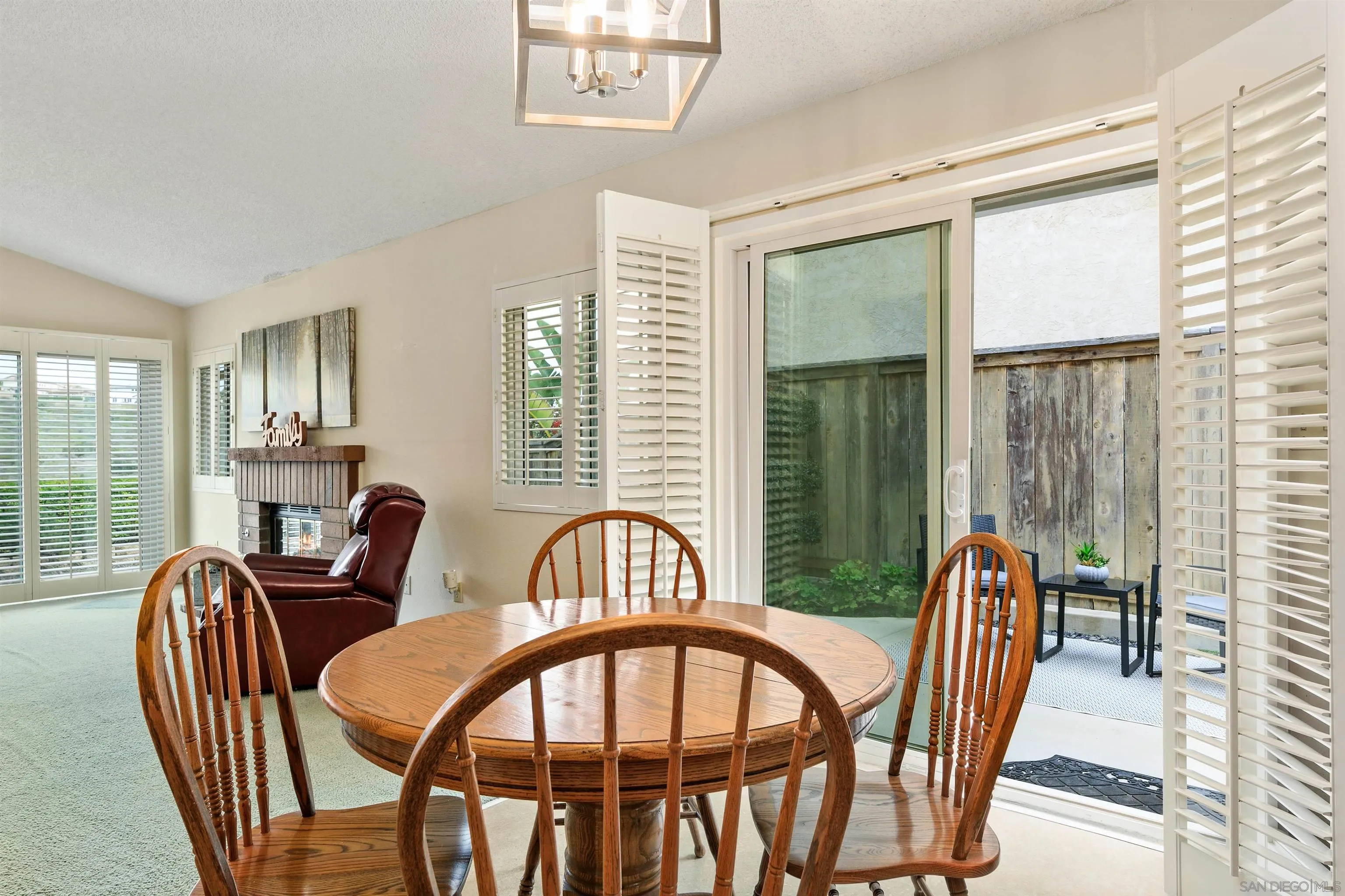 4793 Gateshead Road Carlsbad, CA 92010 - Photo 26 of 34 Gallery Image 26