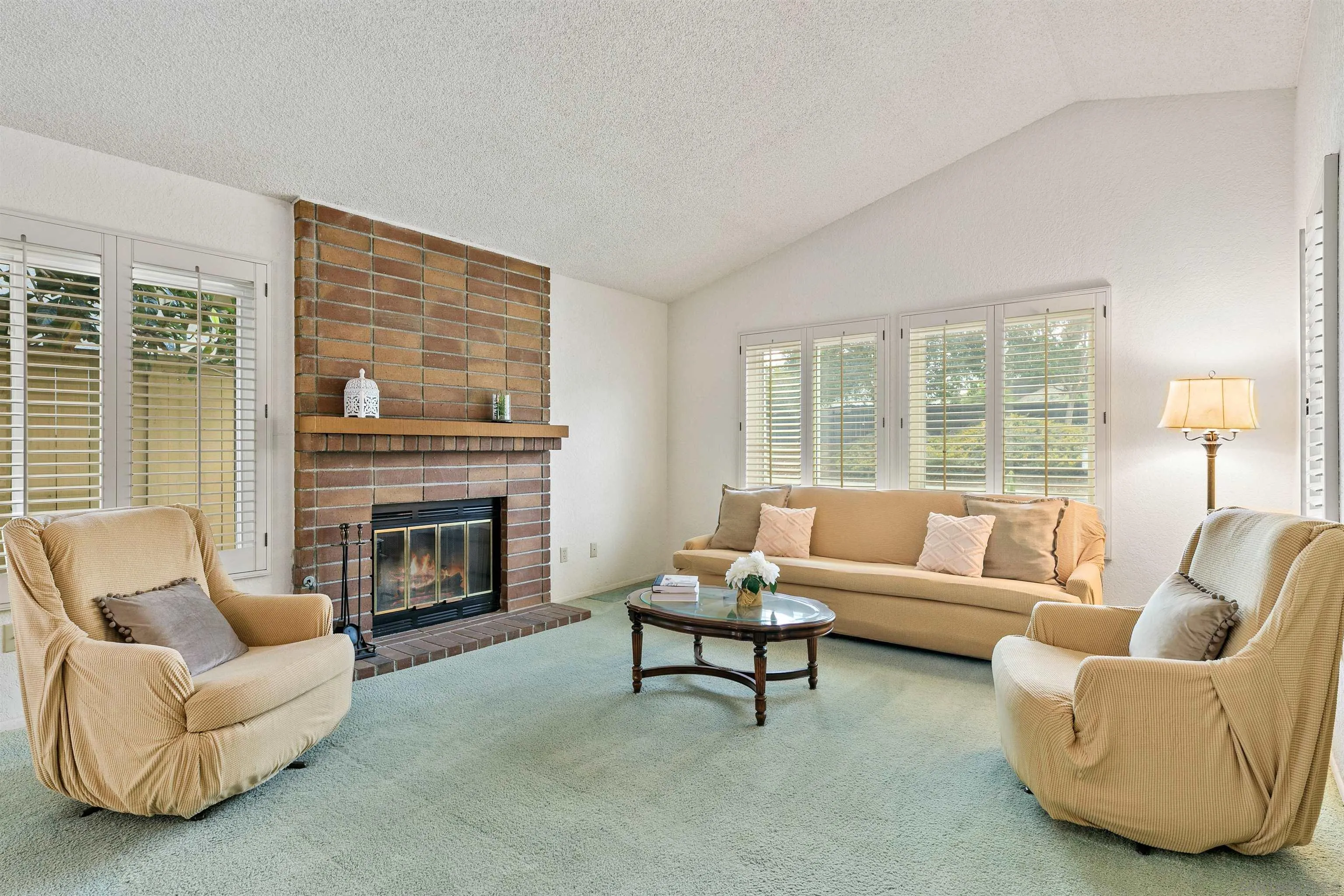 4793 Gateshead Road Carlsbad, CA 92010 - Photo 4 of 34 Gallery Image 4