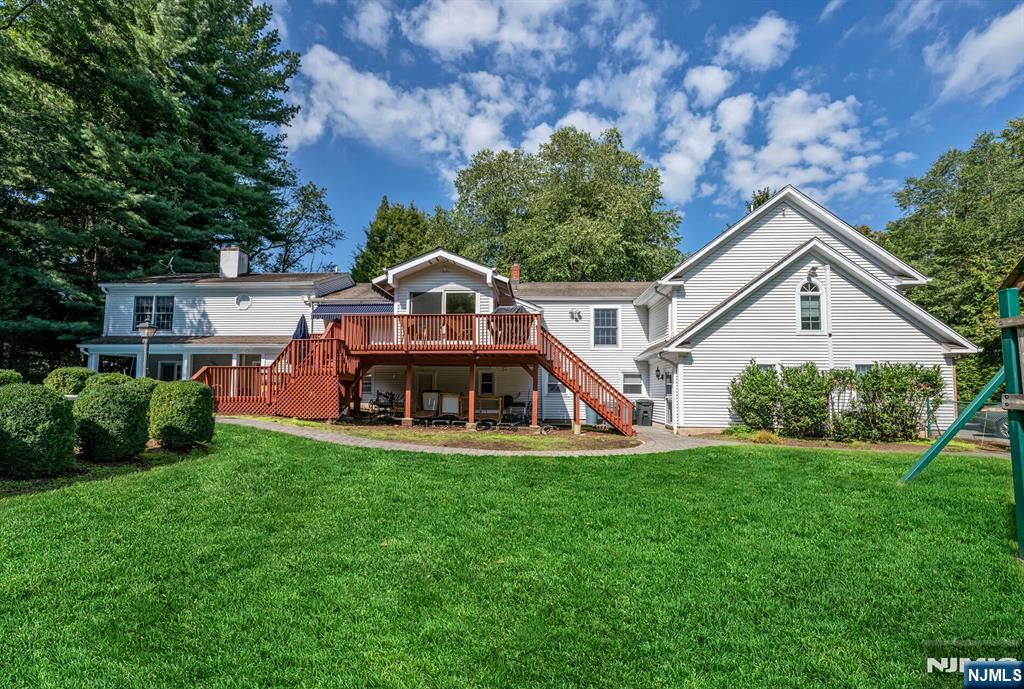 24 Vanderbeck Lane Mahwah, NJ 07430 - Photo 36 of 47