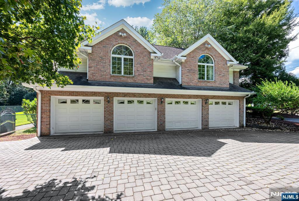 24 Vanderbeck Lane Mahwah, NJ 07430 - Photo 42 of 47