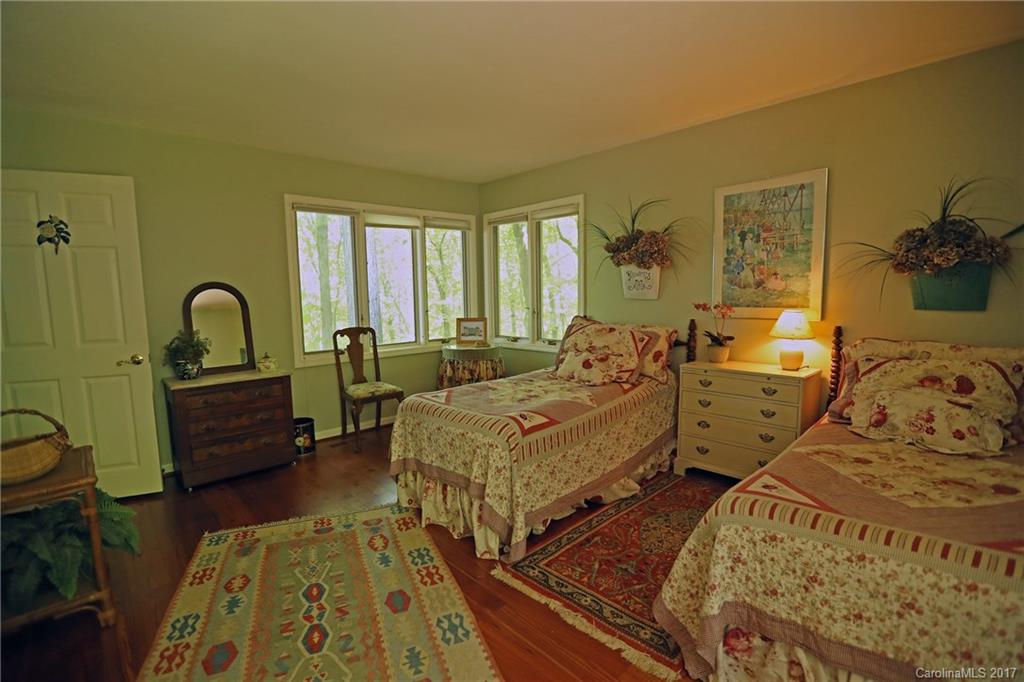 222 Grey Fox Lane Tryon, NC 28782 - Photo 18 of 24 Gallery Image 18