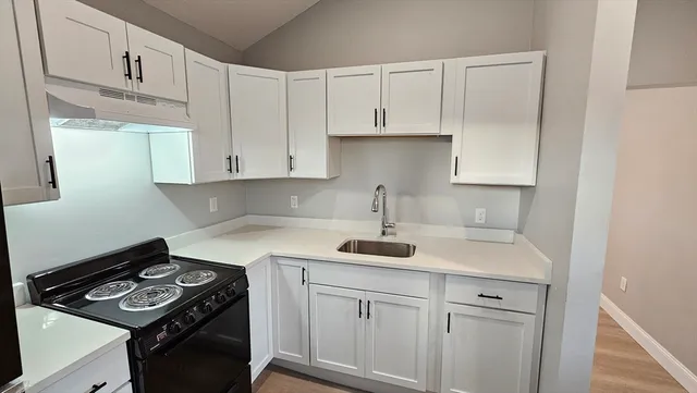 $2,300 | 825 Scenic Highway, Unit 11, Bourne, MA 02532