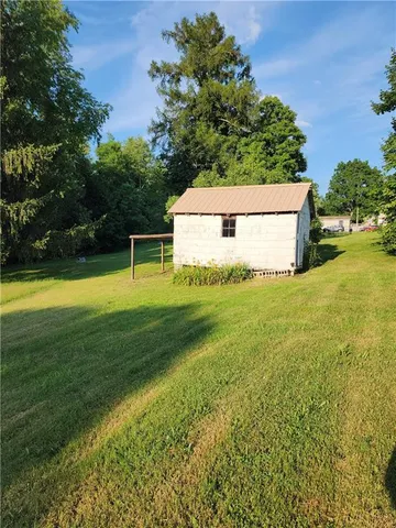 $129,900 | 917 Mapletown Road, Greensboro, PA 15338