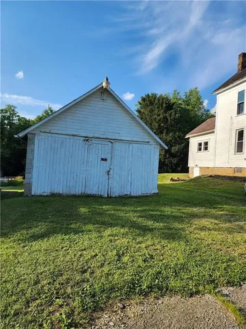 $129,900 | 917 Mapletown Road, Greensboro, PA 15338