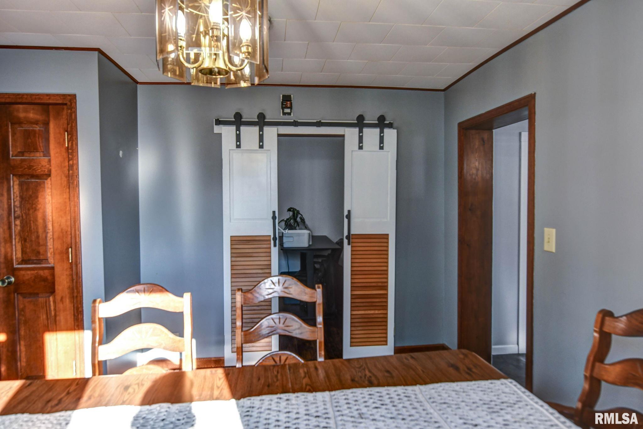 210 4th Street Morrisonville, IL 62546 - Photo 11 of 43