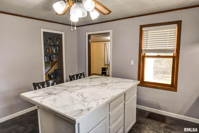 $125,000 | 210 4th Street, Morrisonville, IL 62546