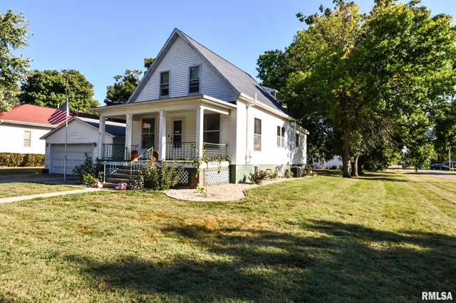 $125,000 | 210 4th Street, Morrisonville, IL 62546