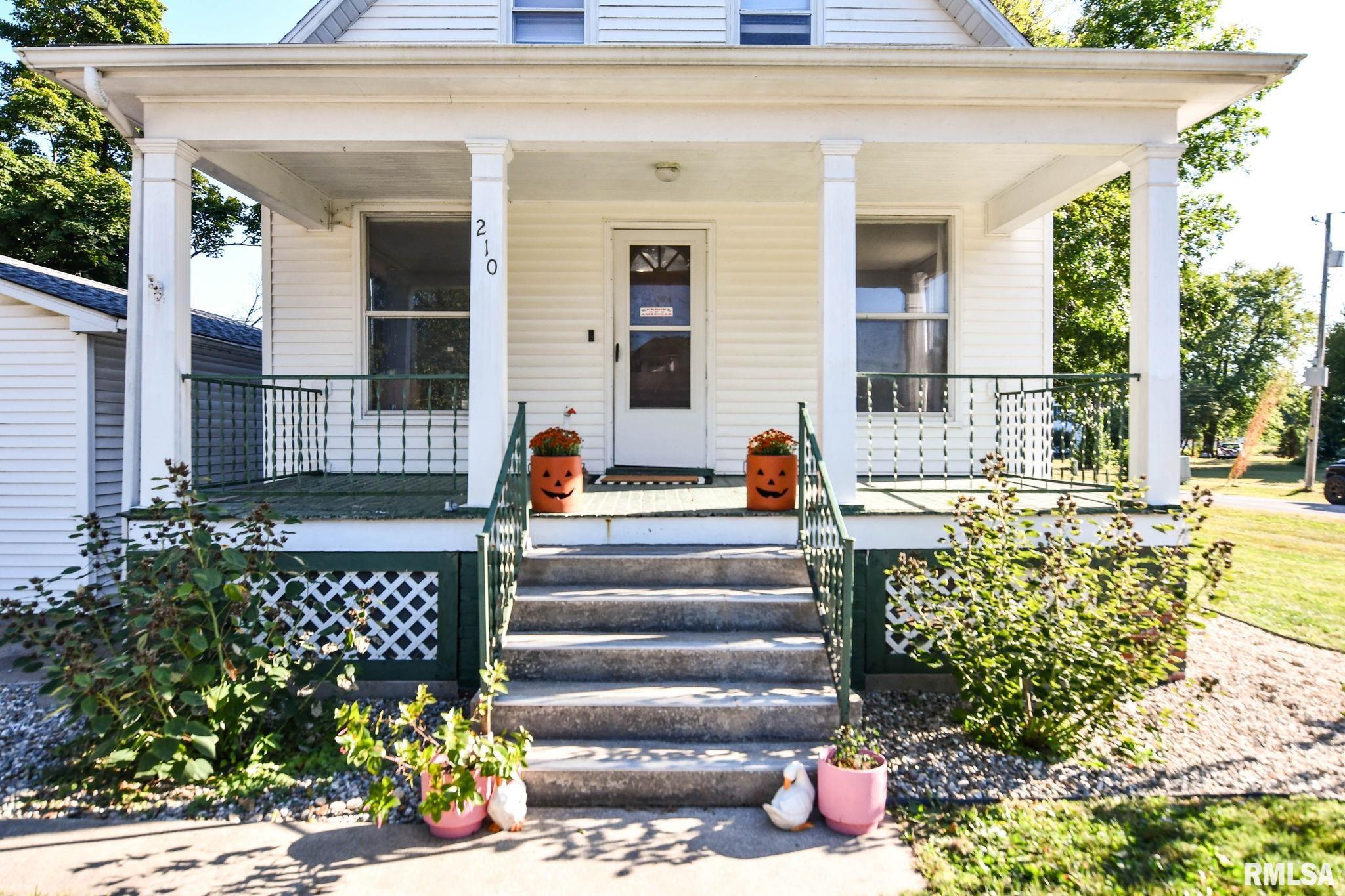 210 4th Street Morrisonville, IL 62546 - Photo 42 of 43