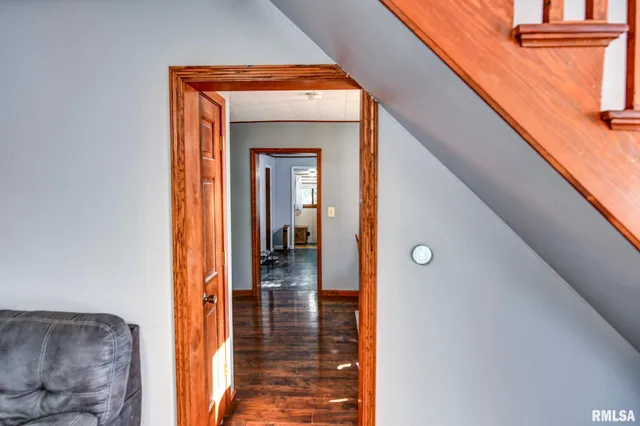 $125,000 | 210 4th Street, Morrisonville, IL 62546