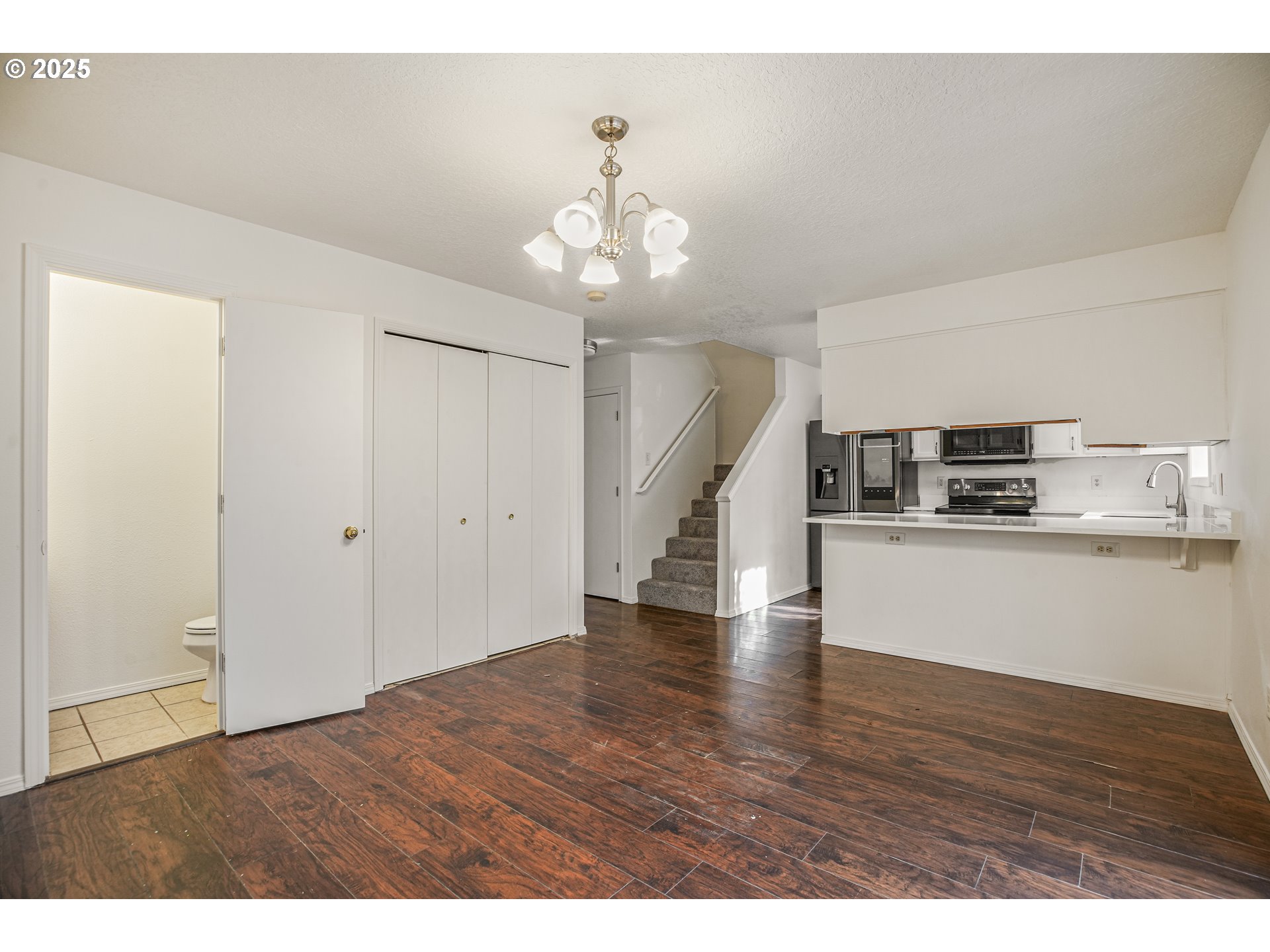 16916 Southwest Whitley Way Beaverton, OR 97006 - Photo 15 of 39