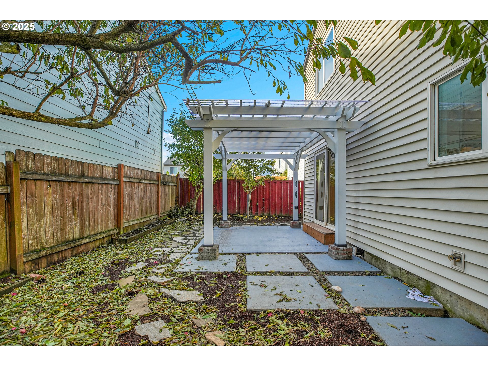 16916 Southwest Whitley Way Beaverton, OR 97006 - Photo 37 of 39