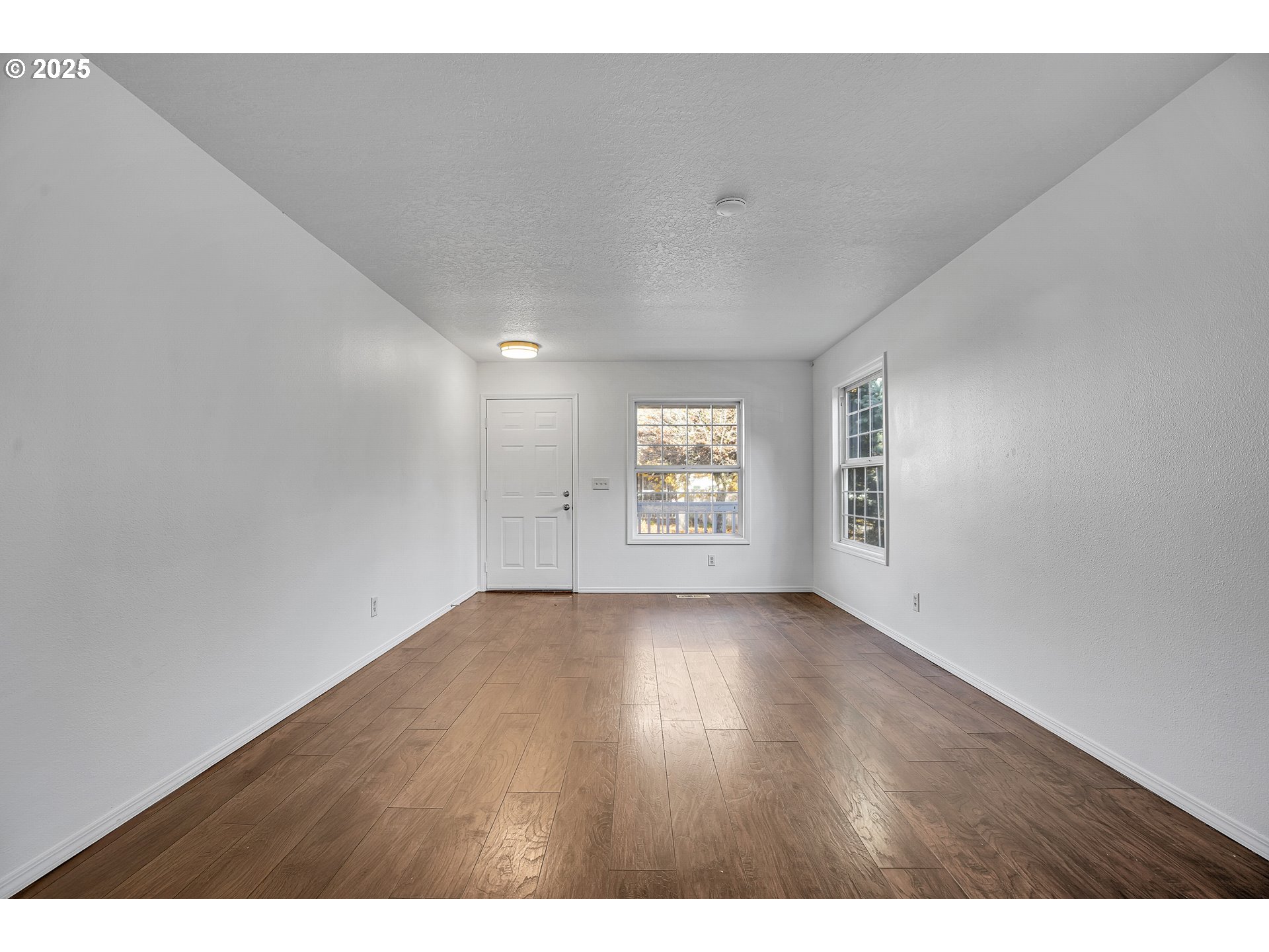 16916 Southwest Whitley Way Beaverton, OR 97006 - Photo 9 of 39