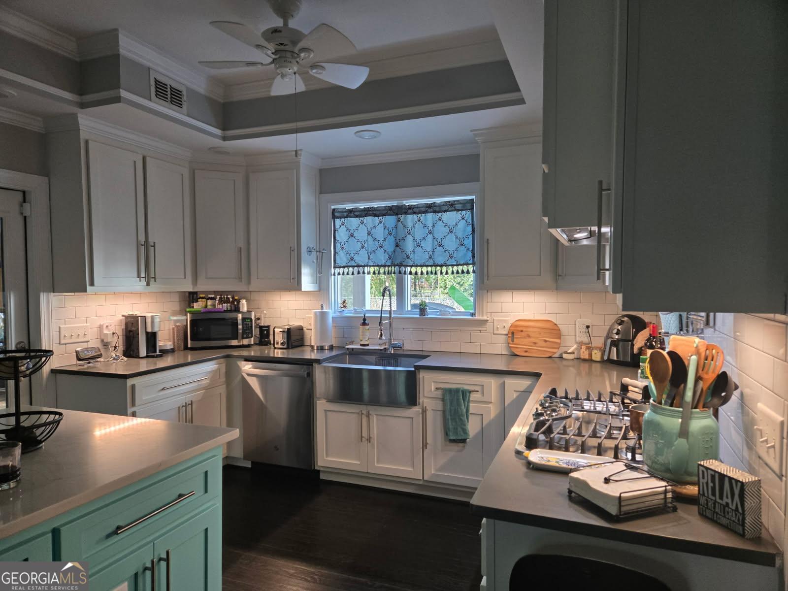 511 West Smith Street Claxton, GA 30417 - Photo 5 of 56