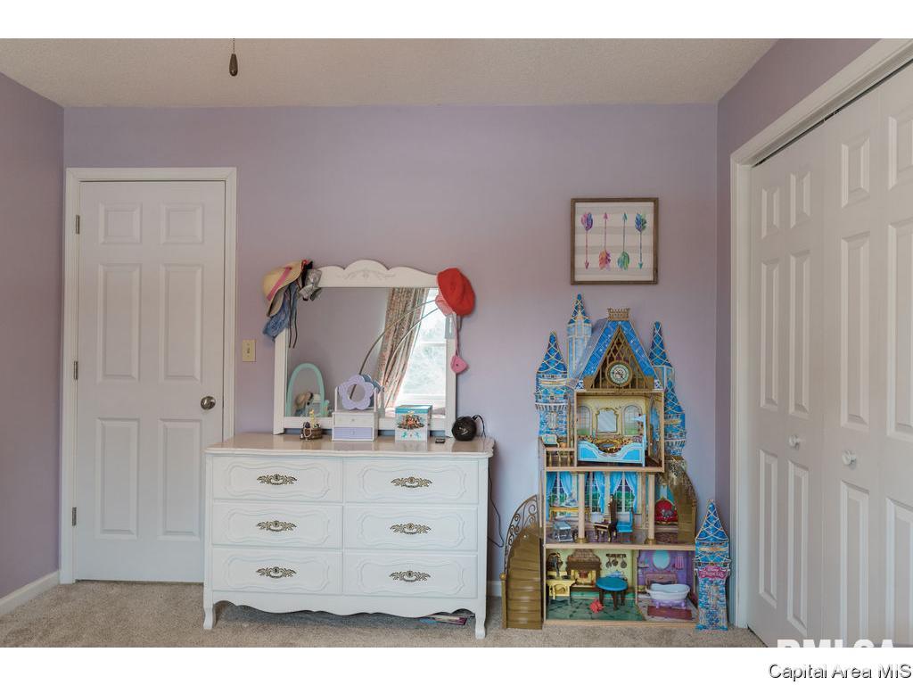 1960 East Barber Road Sherman, IL 62684 - Photo 26 of 40 Gallery Image 26