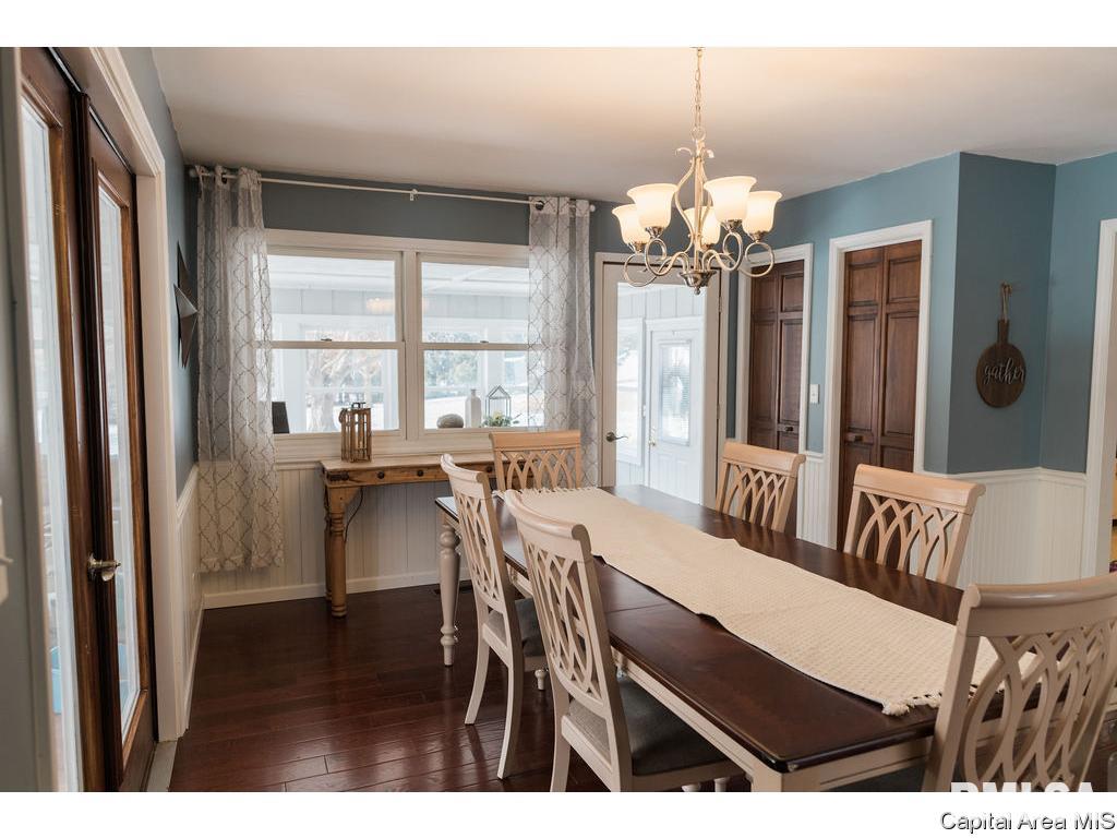 1960 East Barber Road Sherman, IL 62684 - Photo 10 of 40 Gallery Image 10