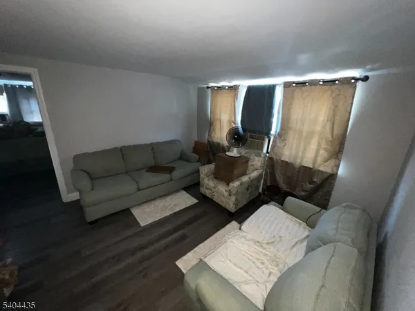$2,100 | 47 North 17th Street, Prospect Park, NJ 07508