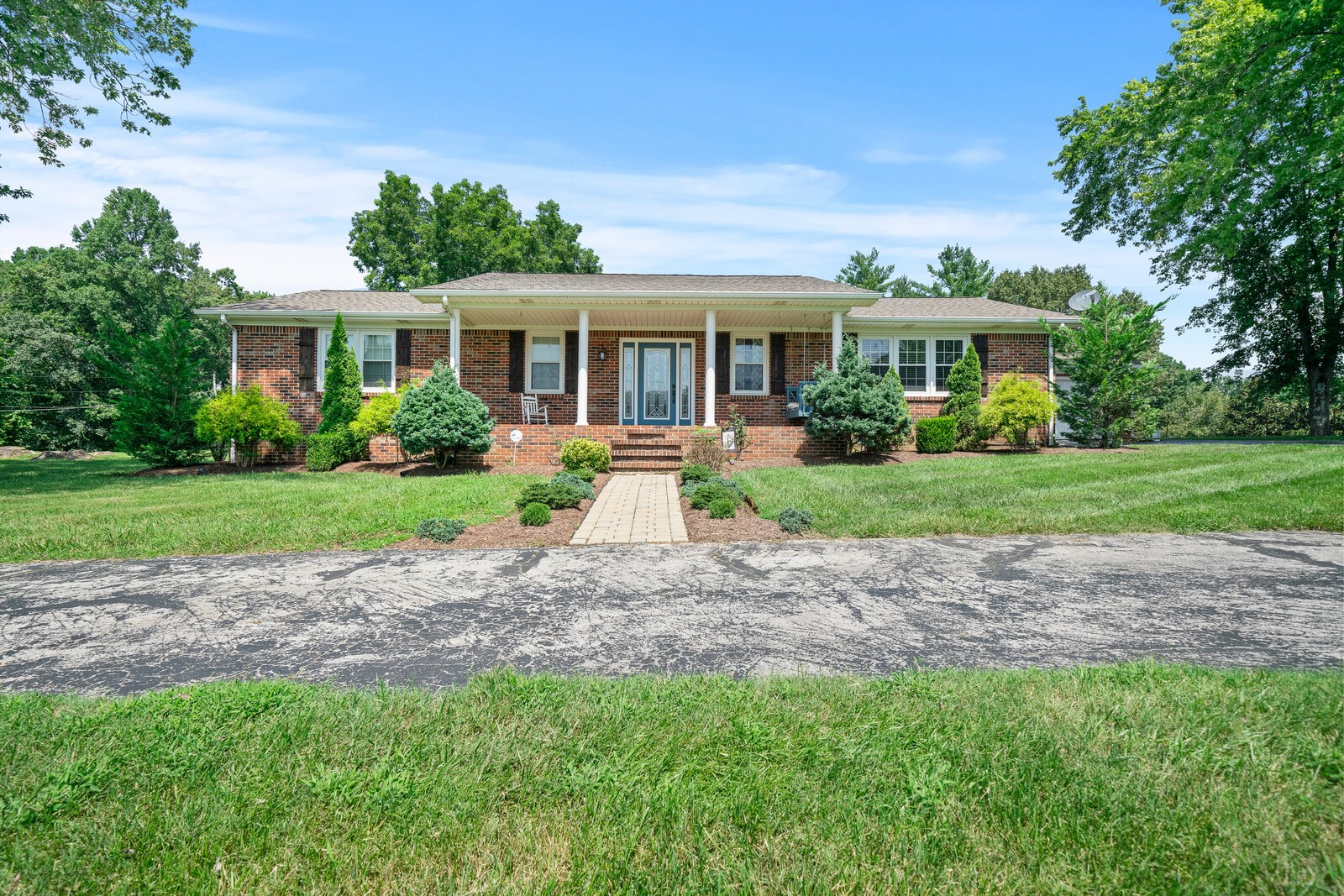 8125 Antioch Road Smithville, TN 37166 - Photo 1 of 46 Gallery Image 1