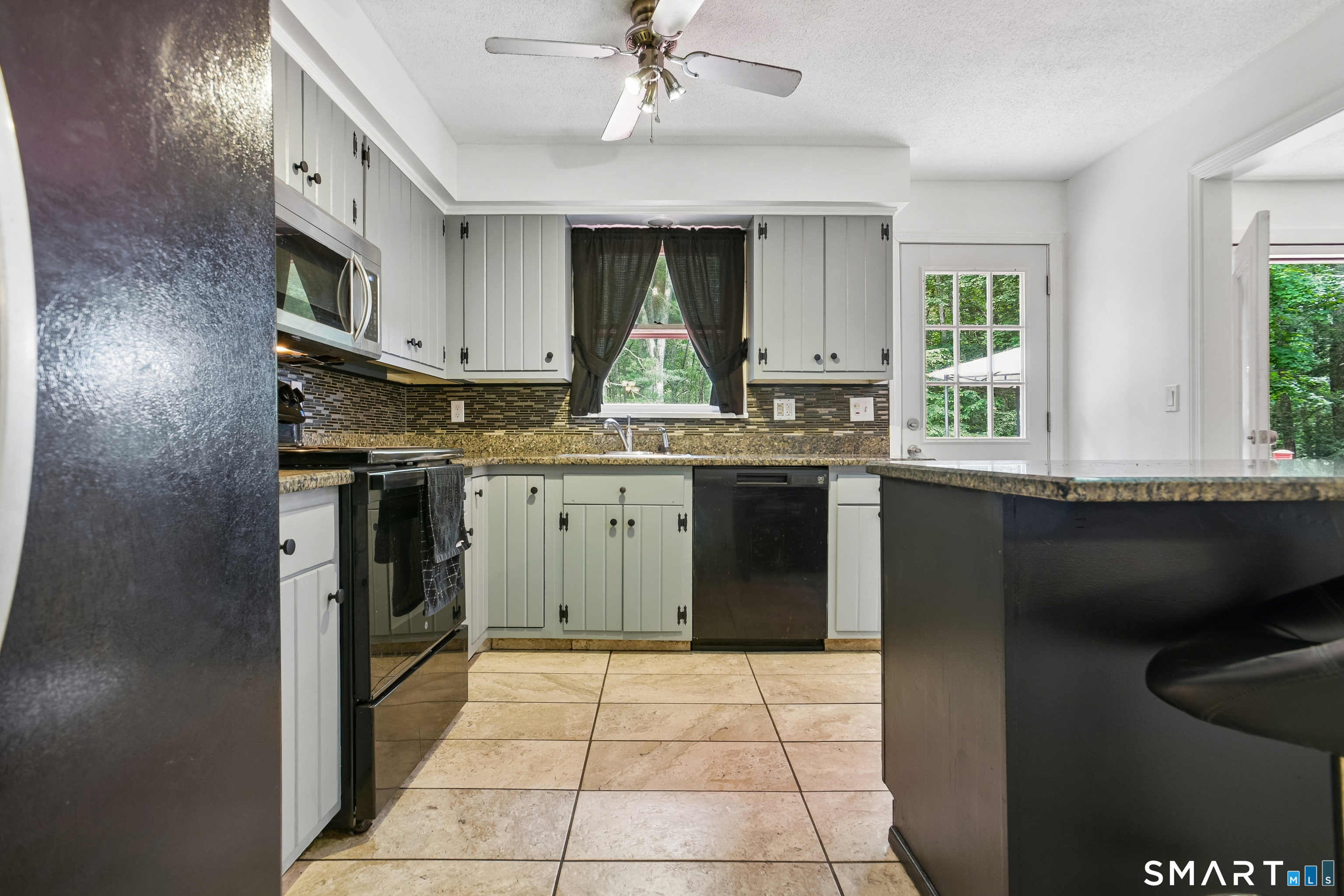 139 Puddin Lane Mansfield, CT 06250 - Photo 8 of 28